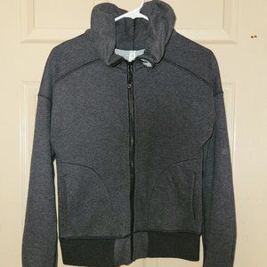 Lululemon Womens Size 4 Zip Up Sweater  Gray